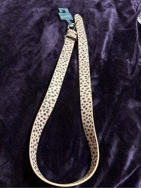 Universal thread Leopard Print Belt